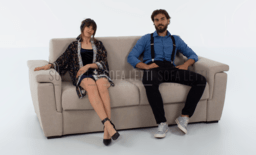 larghezza seduta 140 cm.